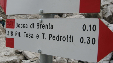 O318A-ldp005-00-d1-FB-1600903-9826