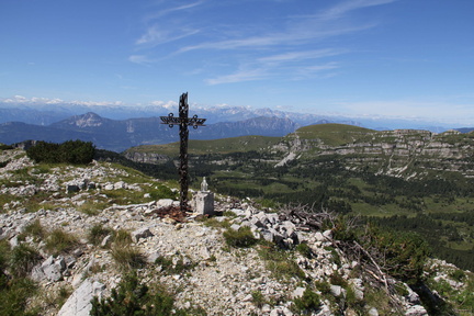 E105-110a-Roite-cima-110810-td