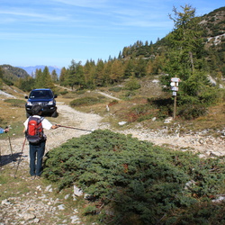 E120