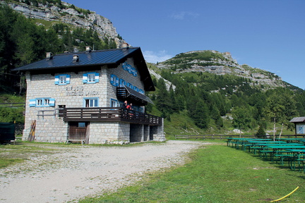 E120-0101-Alpe-Pozze-Lancia-110810-td