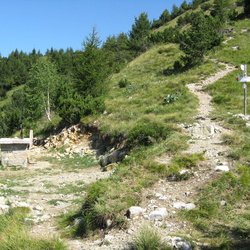 E122