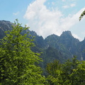 E122B-P6020099