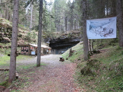 E242-170507-LZ-riparo-dalmeri