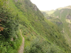 E323-20130811-sentiero2