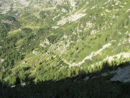 E380-110823-75