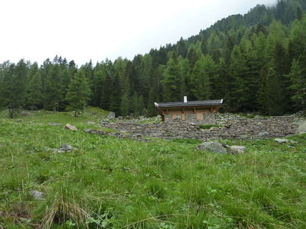 E423-Malga-Valletta-alta-02