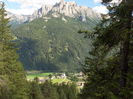 E544-VigodiFassa-Ciampedie-080809-18