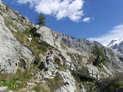 O212-ldp005-00-p2-060830-LB-