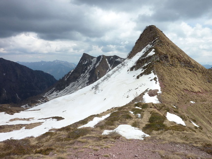 O258-49-Cima-Grotta-Rossa-160508-CC