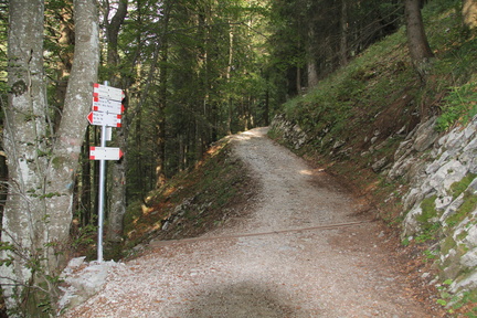 O402-110924-verso-Rifugio-Nino-Pernici-td-10