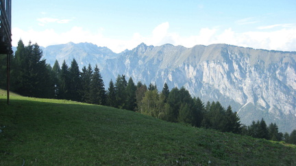 O433-170923-FB-2396